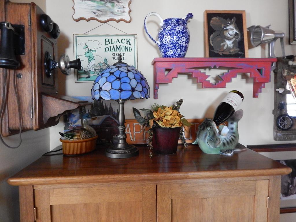 Idle Spurs Log Cabin Bed & Breakfast Black Diamond Exterior foto